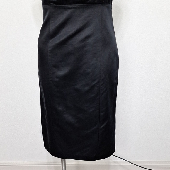 Banana Republic Black Quiet Luxury Minimalist Silk Blend Sheath Midi Dress Sz.12 - Picture 3 of 13